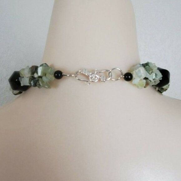 Ross-Simons Sterling Silver Chunky Bead Choker Necklace Jade Green Lace Agate - Picture 3 of 13